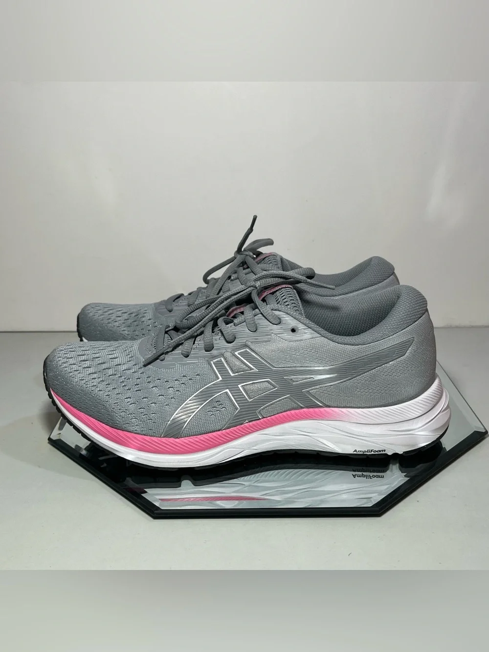 Women’s Asics Gel-Excite 7 Athletic Shoes, US Size 10 Wide, Gray
